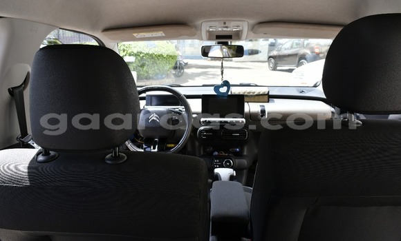 Buy Used Citroen C4 Cactus Silver Car in Dakar in Dakar Buy Used Citroen C4 Cactus Silver Car in Dakar in Dakar