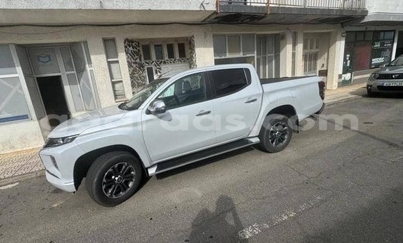 Acheter Occasion Voiture Mitsubishi L200 Blanc à Dabo, Kolda Acheter Occasion Voiture Mitsubishi L200 Blanc à Dabo, Kolda
