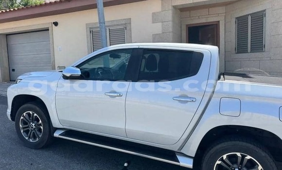 Acheter Occasion Voiture Mitsubishi L200 Blanc à Dabo, Kolda Acheter Occasion Voiture Mitsubishi L200 Blanc à Dabo, Kolda