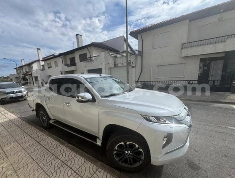Big with watermark mitsubishi l200 kolda dabo 34122