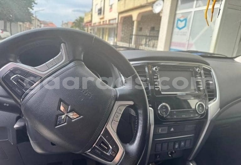 Big with watermark mitsubishi l200 kolda dabo 34122