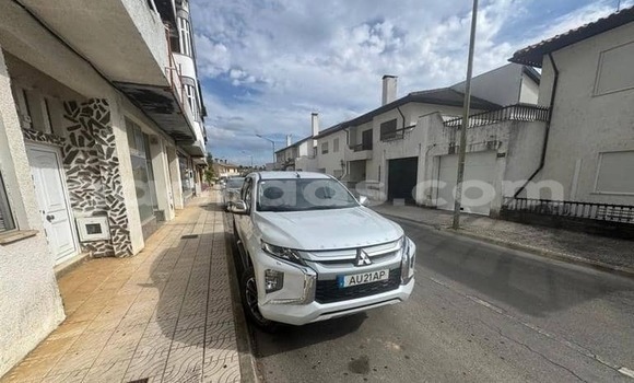 Acheter Occasion Voiture Mitsubishi L200 Blanc à Dabo, Kolda Acheter Occasion Voiture Mitsubishi L200 Blanc à Dabo, Kolda