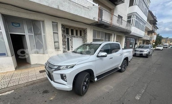 Acheter Occasion Voiture Mitsubishi L200 Blanc à Dabo, Kolda Acheter Occasion Voiture Mitsubishi L200 Blanc à Dabo, Kolda