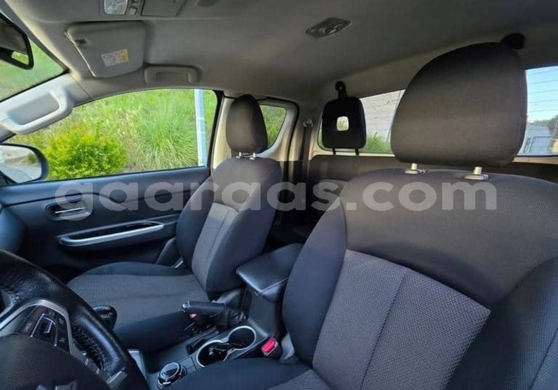 Big with watermark mitsubishi l200 kolda dabo 34123