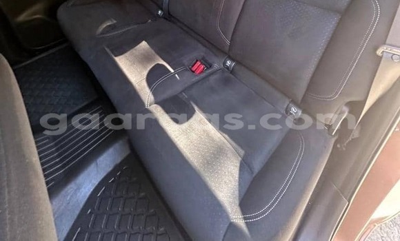 Acheter Occasion Voiture Nissan Navara Brun à Dakar, Dakar Acheter Occasion Voiture Nissan Navara Brun à Dakar, Dakar