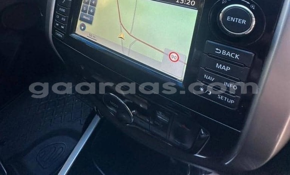 Acheter Occasion Voiture Nissan Navara Brun à Dakar, Dakar Acheter Occasion Voiture Nissan Navara Brun à Dakar, Dakar