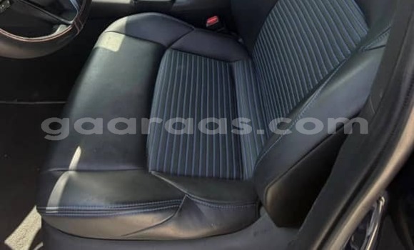Acheter Occasion Voiture Toyota Rav 4 Noir à Dakar, Dakar Acheter Occasion Voiture Toyota Rav 4 Noir à Dakar, Dakar