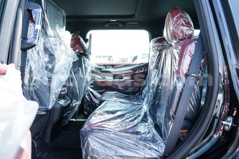 Big with watermark nissan patrol dakar import dubai 34127