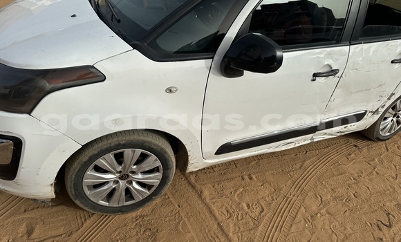 Acheter Occasion Voiture Citroen C3 Picasso Blanc à Dakar, Dakar