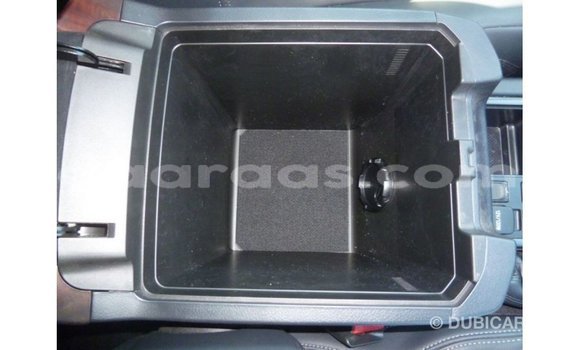 Acheter Import Voiture Toyota Prado Blanc à Import - Dubai, Dakar Acheter Import Voiture Toyota Prado Blanc à Import - Dubai, Dakar