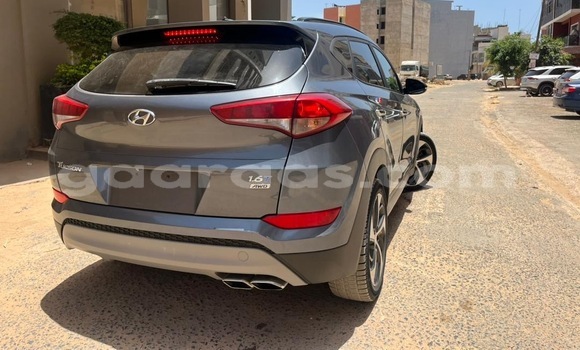 Buy Used Hyundai Tucson Silver Car in Dakar in Dakar Buy Used Hyundai Tucson Silver Car in Dakar in Dakar
