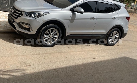 Buy Used Hyundai Santa Fe Silver Car in Dakar in Dakar Buy Used Hyundai Santa Fe Silver Car in Dakar in Dakar