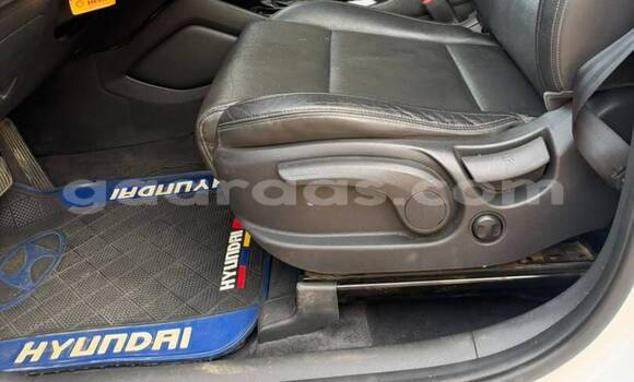 Buy Used Hyundai Tucson Blanc Car in Dakar in Dakar Buy Used Hyundai Tucson Blanc Car in Dakar in Dakar