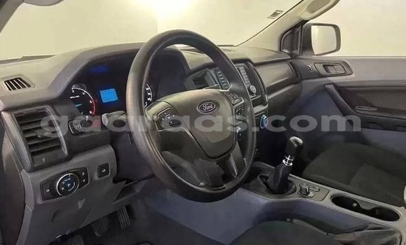 Buy Used Ford Ranger White Car in Dabo in Kolda Buy Used Ford Ranger White Car in Dabo in Kolda