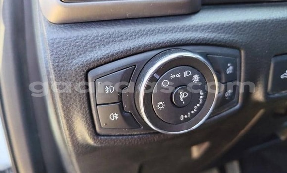Buy Used Ford Ranger White Car in Dabo in Kolda Buy Used Ford Ranger White Car in Dabo in Kolda