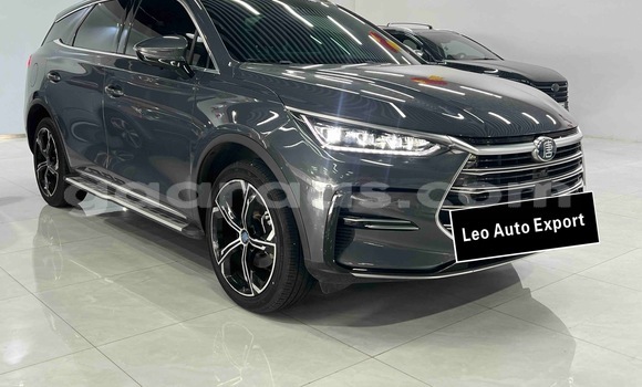 Buy Used BYD Atto3 Silver Car in Dakar in Dakar Buy Used BYD Atto3 Silver Car in Dakar in Dakar
