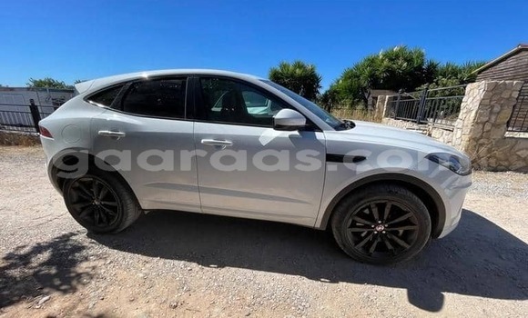 Buy Used Jaguar E-Pace White Car in Dakar in Dakar Buy Used Jaguar E-Pace White Car in Dakar in Dakar