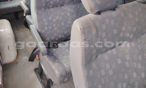 Acheter Occasion Voiture Mercedes‒Benz Viano Gris à Mbour, Thies Acheter Occasion Voiture Mercedes‒Benz Viano Gris à Mbour, Thies