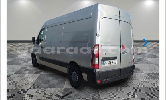 Buy Import Renault Master Silver Truck in Dakar in Dakar Buy Import Renault Master Silver Truck in Dakar in Dakar