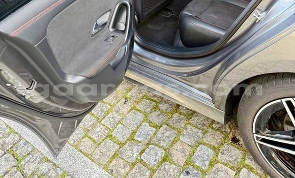 Acheter Occasion Voiture Mercedes‒Benz CLA-klasse Gris à Dakar, Dakar Acheter Occasion Voiture Mercedes‒Benz CLA-klasse Gris à Dakar, Dakar