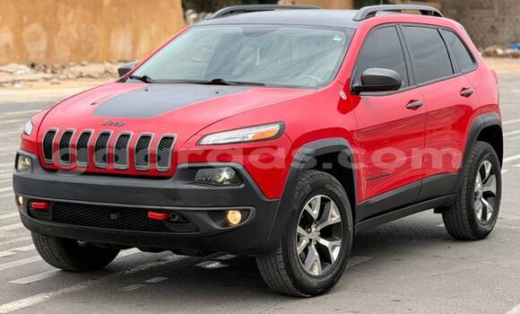 Dieundeu Imported Jeep Cherokee Silver Auto in Dakar in Dakar Dieundeu Imported Jeep Cherokee Silver Auto in Dakar in Dakar