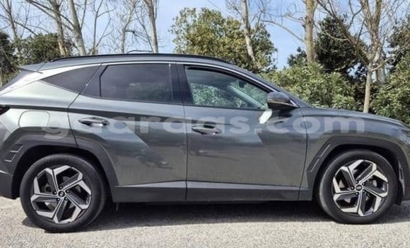 Buy Used Hyundai Tucson Silver Car in Dakar in Dakar Buy Used Hyundai Tucson Silver Car in Dakar in Dakar