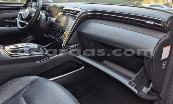 Buy Used Hyundai Tucson Silver Car in Dakar in Dakar Buy Used Hyundai Tucson Silver Car in Dakar in Dakar