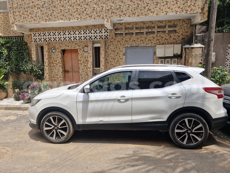 Big with watermark nissan qashqai dakar dakar 34195