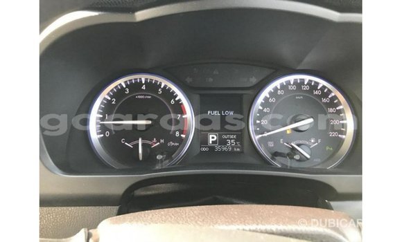 Acheter Import Voiture Toyota Kluger Blanc à Import - Dubai, Dakar Acheter Import Voiture Toyota Kluger Blanc à Import - Dubai, Dakar