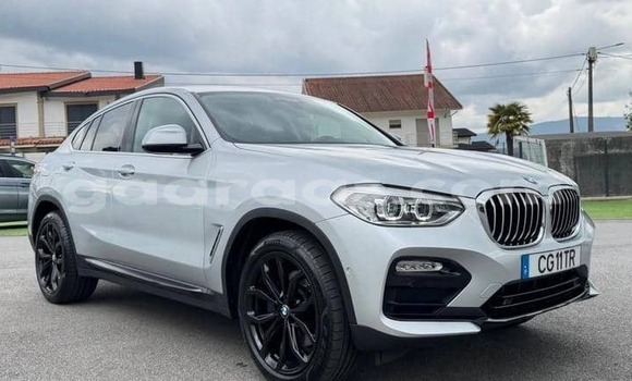 Acheter Occasion Voiture BMW X4 Blanc à Dabo, Kolda Acheter Occasion Voiture BMW X4 Blanc à Dabo, Kolda