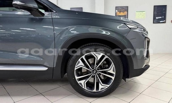 Acheter Occasion Voiture Hyundai Santa Fe Gris à Dabo, Kolda Acheter Occasion Voiture Hyundai Santa Fe Gris à Dabo, Kolda