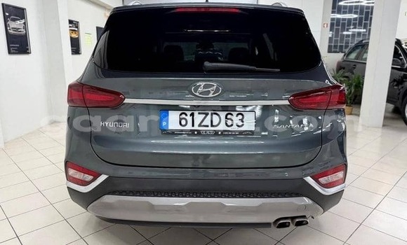 Acheter Occasion Voiture Hyundai Santa Fe Gris à Dabo, Kolda Acheter Occasion Voiture Hyundai Santa Fe Gris à Dabo, Kolda