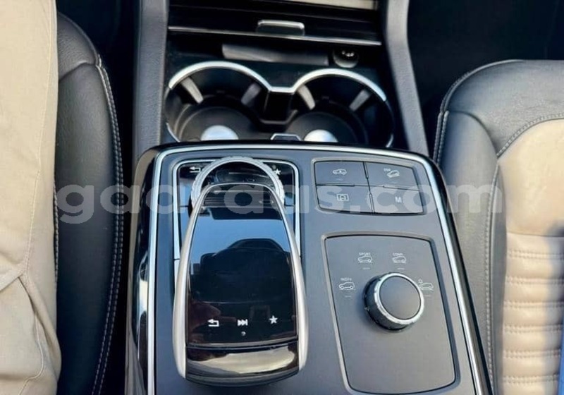 Big with watermark mercedes benz amg gle coupe dakar dakar 34203