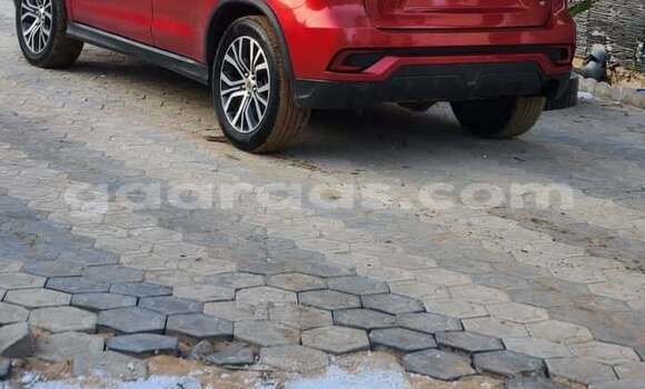 Dieundeu Occasion Mitsubishi Outlander Red Auto in Dakar in Dakar Dieundeu Occasion Mitsubishi Outlander Red Auto in Dakar in Dakar