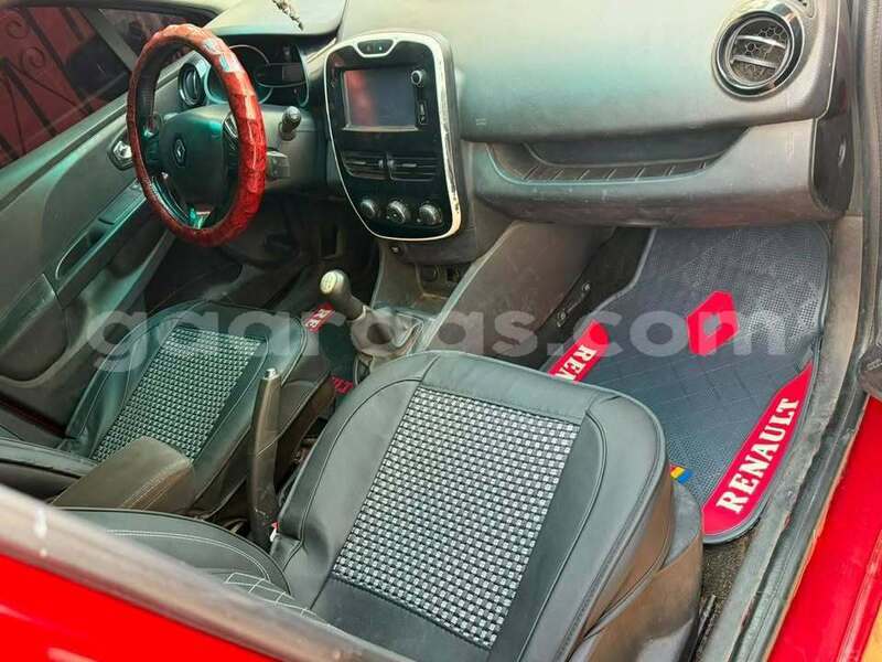 Big with watermark renault clio dakar dakar 34224