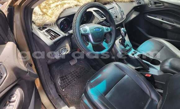 Acheter Occasion Voiture Ford Escape Gris à Dakar, Dakar Acheter Occasion Voiture Ford Escape Gris à Dakar, Dakar