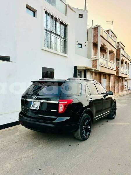 Big with watermark ford explorer bagmati behind berlin 34229