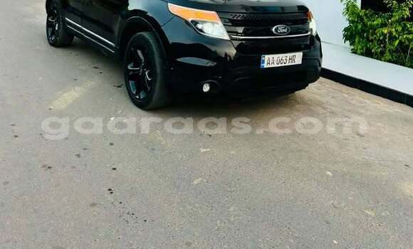 Acheter Occasion Voiture Ford Explorer Noir à Behind berlin, Bagmati Acheter Occasion Voiture Ford Explorer Noir à Behind berlin, Bagmati