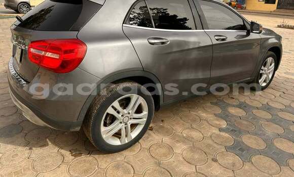 Acheter Occasion Voiture Mercedes‒Benz GLA-klasse Gris à Dakar, Dakar Acheter Occasion Voiture Mercedes‒Benz GLA-klasse Gris à Dakar, Dakar