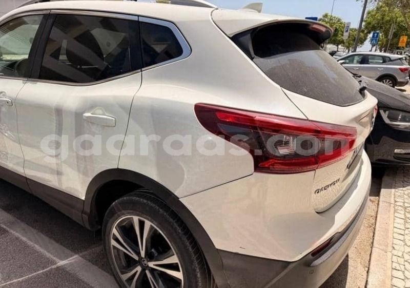 Big with watermark nissan qashqai kolda dabo 34234