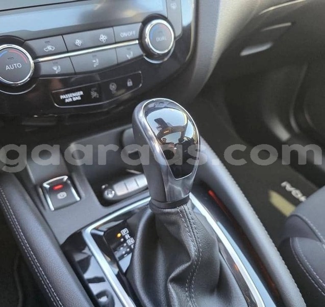Big with watermark nissan qashqai kolda dabo 34235