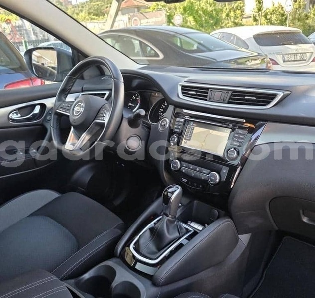 Big with watermark nissan qashqai kolda dabo 34235