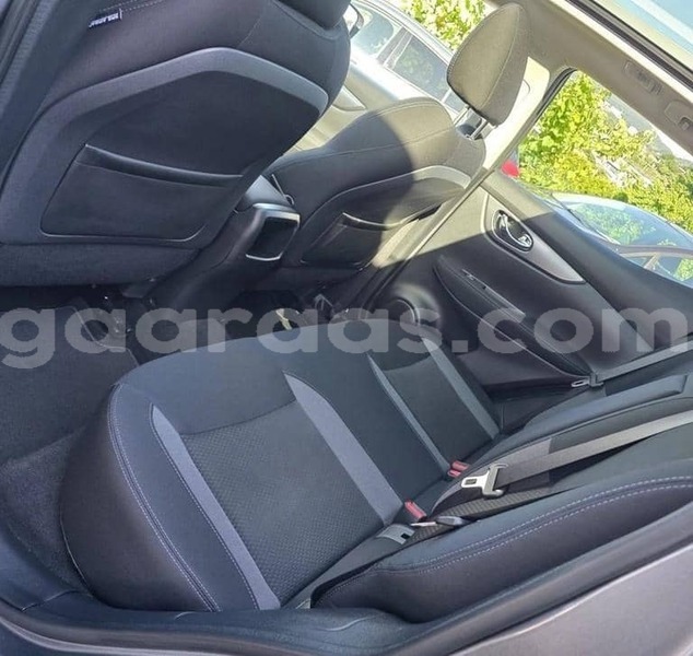 Big with watermark nissan qashqai kolda dabo 34235
