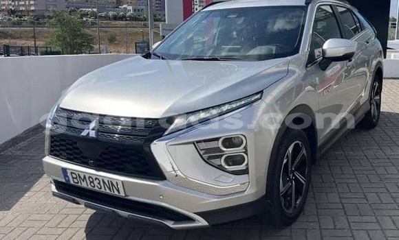 Buy Used Mitsubishi Eclipse Cross Silver Car in Dakar in Dakar Buy Used Mitsubishi Eclipse Cross Silver Car in Dakar in Dakar