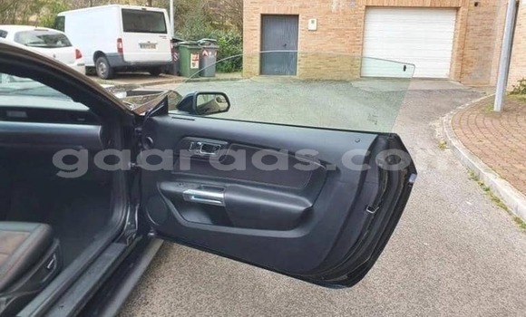 Buy Used Ford Mustang Black Car in Dagana in Saint Louis Buy Used Ford Mustang Black Car in Dagana in Saint Louis
