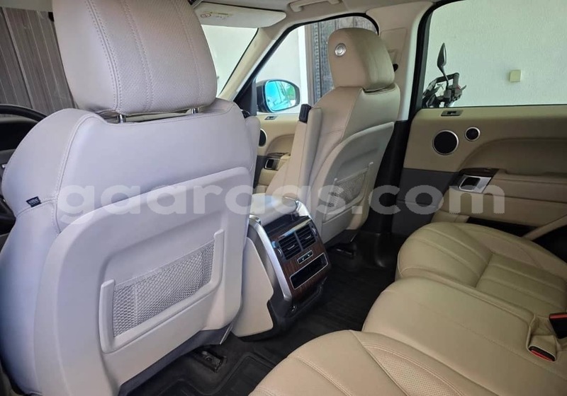 Big with watermark land rover range rover sport louga dahra 34244