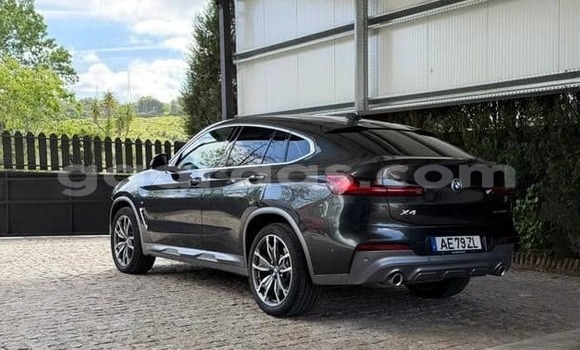 Acheter Occasion Voiture BMW X4 Noir à Dabo, Kolda Acheter Occasion Voiture BMW X4 Noir à Dabo, Kolda
