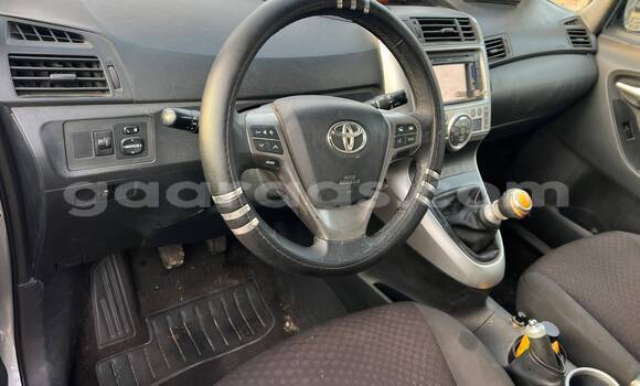 Acheter Occasion Voiture Toyota Verso Gris à Dakar, Dakar Acheter Occasion Voiture Toyota Verso Gris à Dakar, Dakar