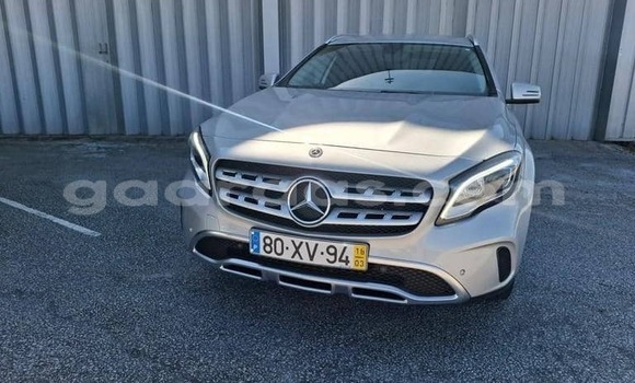 Acheter Occasion Voiture Mercedes‒Benz GLA-klasse Brun à Dabo, Kolda