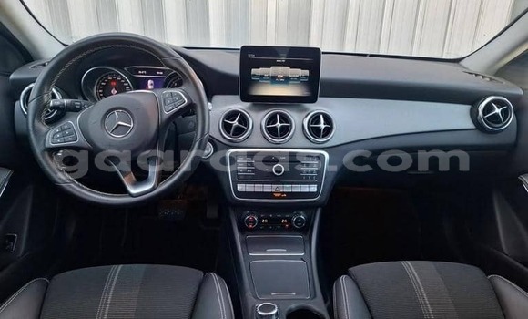 Acheter Occasion Voiture Mercedes‒Benz GLA-klasse Brun à Dabo, Kolda Acheter Occasion Voiture Mercedes‒Benz GLA-klasse Brun à Dabo, Kolda